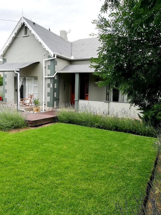 Tranquil House B&B @ 1 College Ave Queenstown Exteriör bild